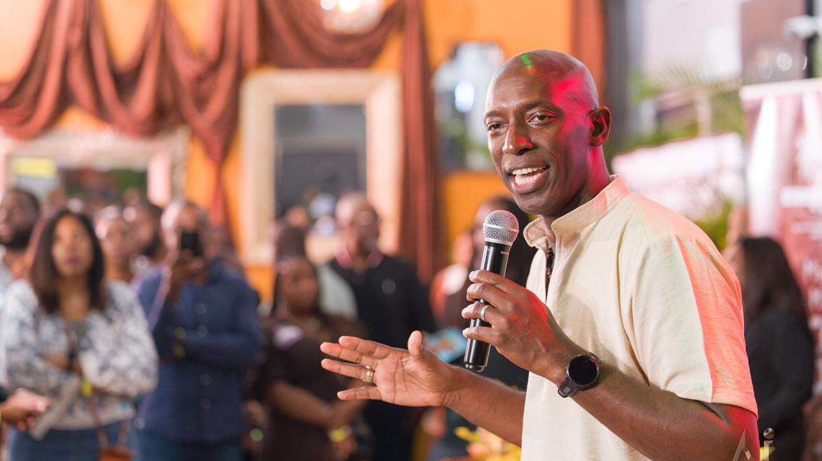 The Network and Chill series is Mayor Wayne Messam’s initiative to engage, empower and elevate Millennial and Gen Z professionals ages 21 to 40 through a modern networking experience.