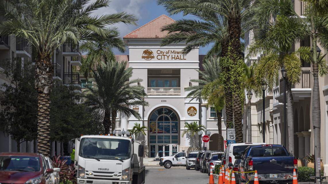 Miramar delays vote on hiring firm to collect unpaid resident debts