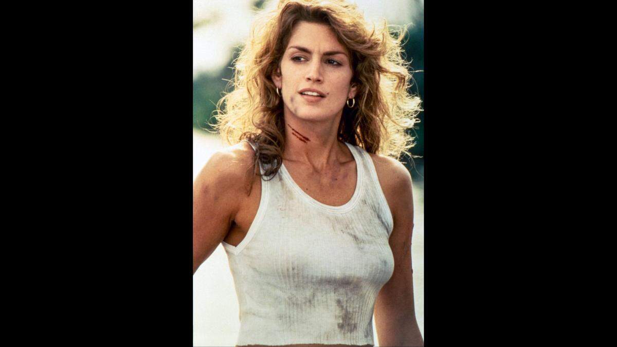 Cindy Crawford starred in “Fair Game,” which featured a large explosion at a Fort Lauderdale waterfront home.
