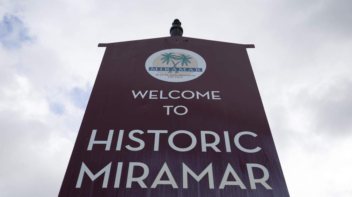 The city will host a Veterans Day ceremony at the Veterans Memorial Park in Historic Miramar on Tuesday.