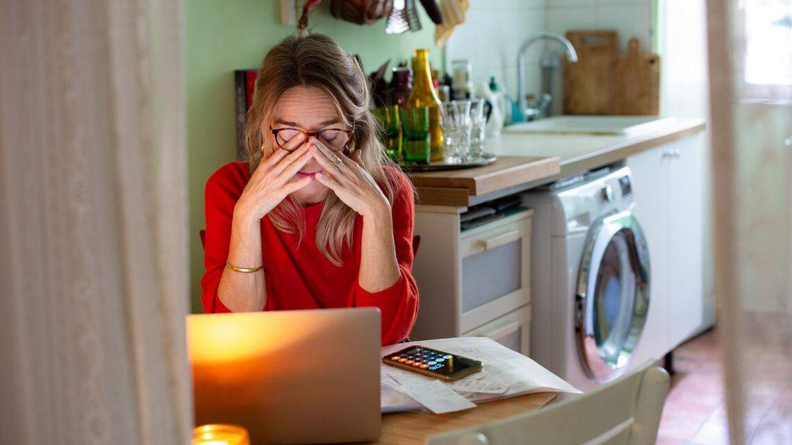 Why Women in Their 40s and 50s Are So Exhausted — and What’s Actually Behind It