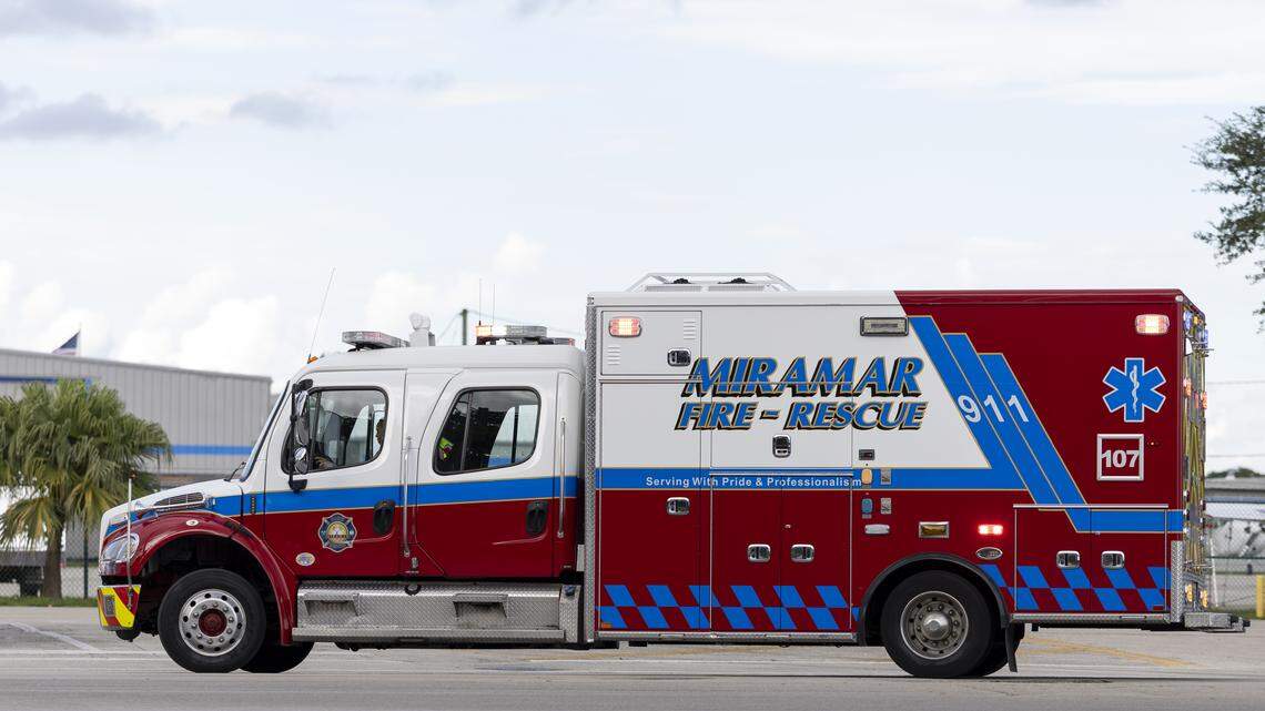 Miramar police are investigating an apparent robbery at an apartment complex off Hiatus Road that left a woman hospitalized.