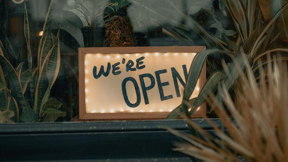 Miramar Business Academy aims to help small businesses with training, tools and grants.