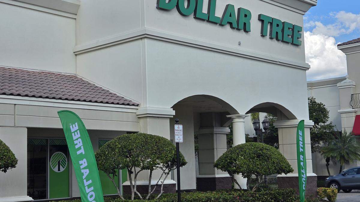 A new Dollar Tree has opened next to Marshalls at the corner of Dykes Road and Miramar Parkway.