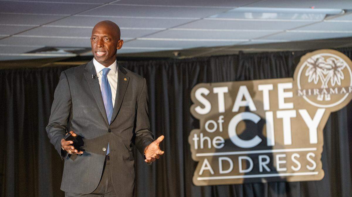 Miramar Mayor Wayne M. Messam gave his speech on 10 years of Miramar’s growth, and looked toward the next decade.